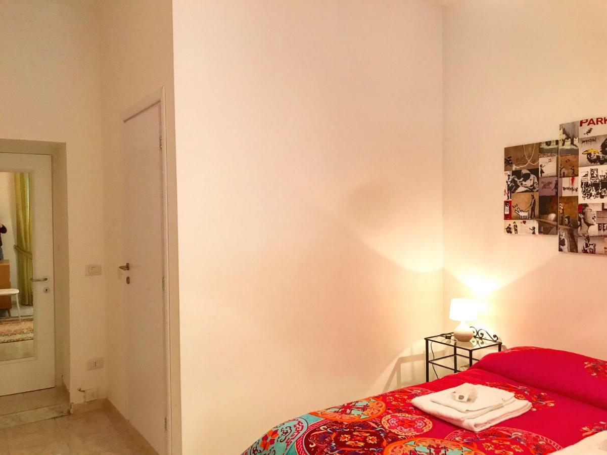 Apartamento Casa G&G Pignasecca 2 Nel Cuore Di Napoli Exterior foto